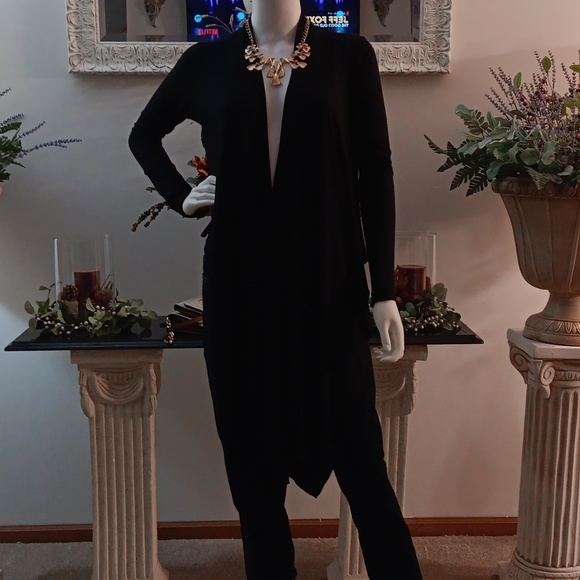 A Black Front Tails Cardigan Size Sm - Picture 1 of 8